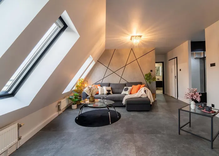 Luksusowy W Samym Centrum Miasta Διαμέρισμα